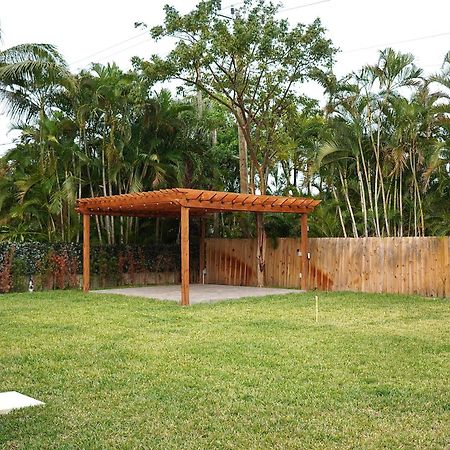 House In Dania Beach Eksteriør bilde